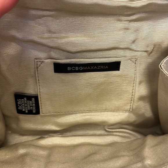BCBG MAXAZRIA GOLD SATIN CLUTCH - Picture 3 of 5